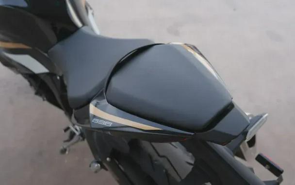 2026 KAWASAKI NINJA ZX-6R ABS
