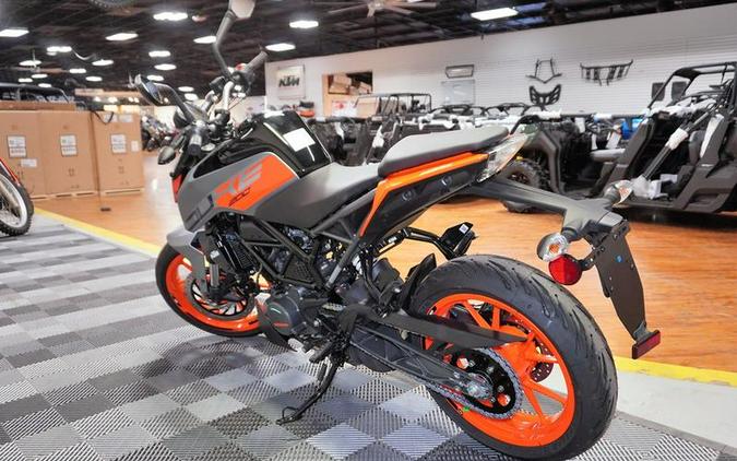 2023 KTM 200 Duke