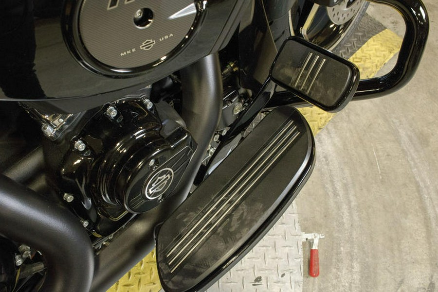 2025 Harley-Davidson® FLTRX - Road Glide®