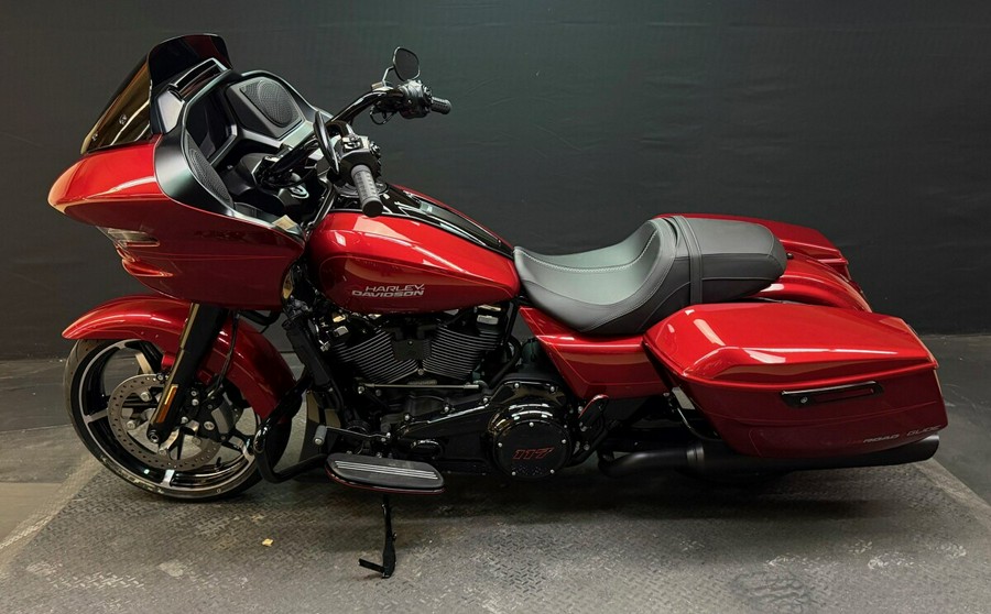 Harley-Davidson® Road Glide™ 2025 FLTRX BRILLIANT RED