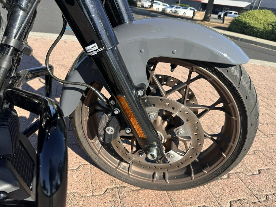 FLHXST 2022 Street Glide® ST