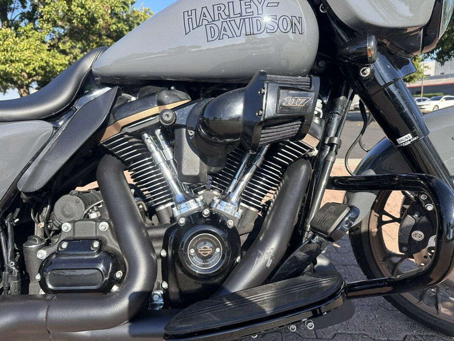 FLHXST 2022 Street Glide® ST