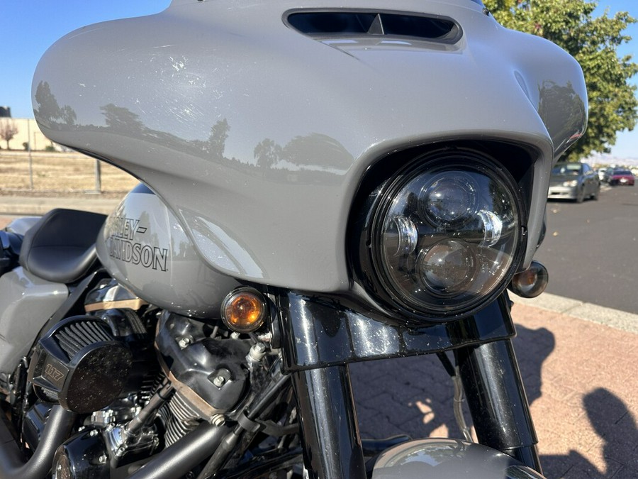 FLHXST 2022 Street Glide® ST