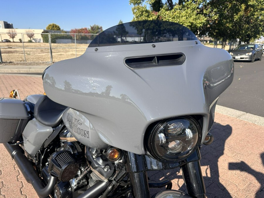 FLHXST 2022 Street Glide® ST