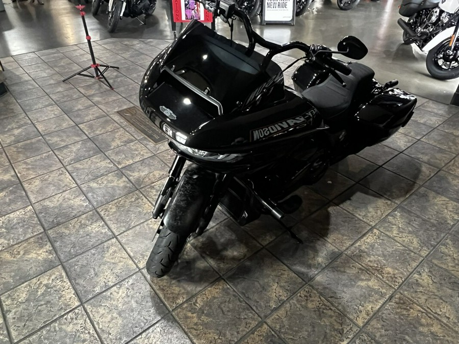 2024 Harley-Davidson CVO™ Road Glide® ST – High-Performance Touring