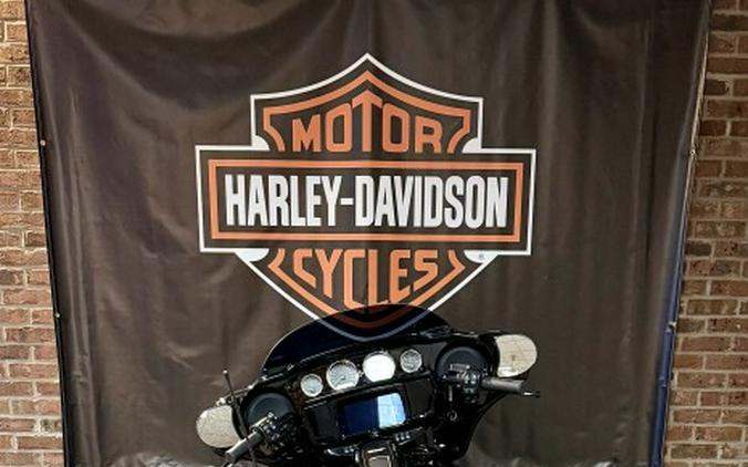 2022 Harley-Davidson Street Glide Special