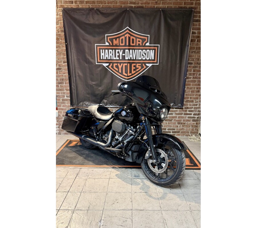 2022 Harley-Davidson Street Glide Special