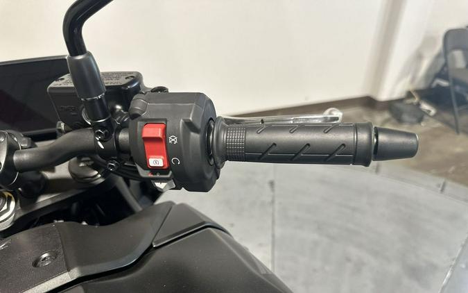 2025 Honda CB750 Hornet Base