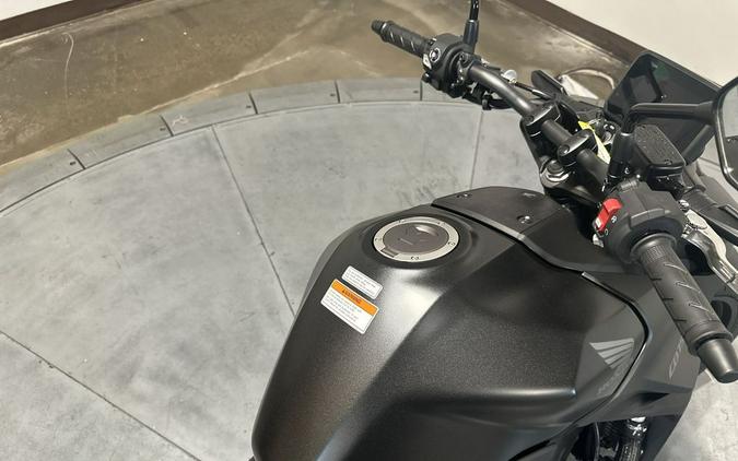 2025 Honda CB750 Hornet Base