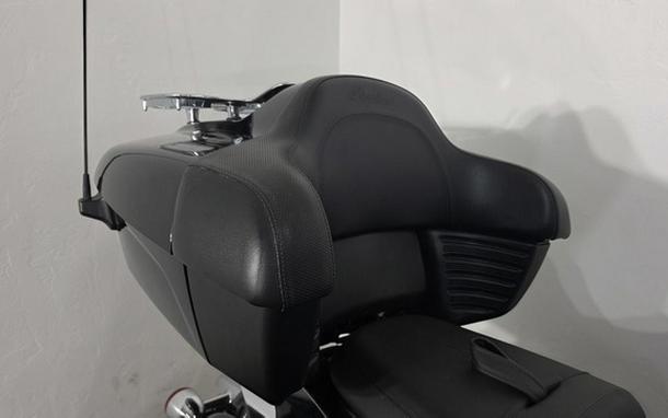2022 Indian Pursuit Limited Black Metallic