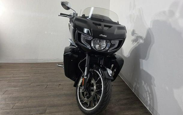 2022 Indian Pursuit Limited Black Metallic
