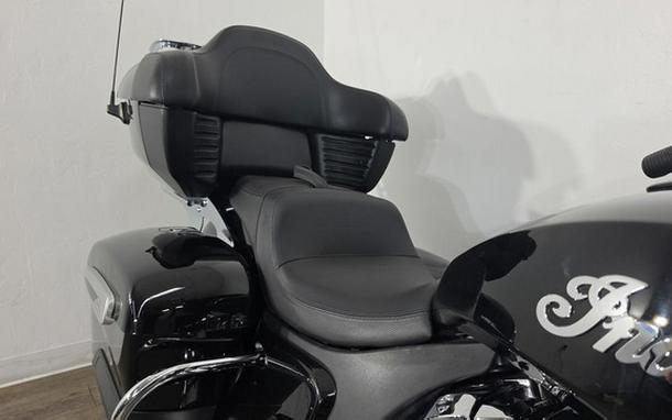 2022 Indian Pursuit Limited Black Metallic