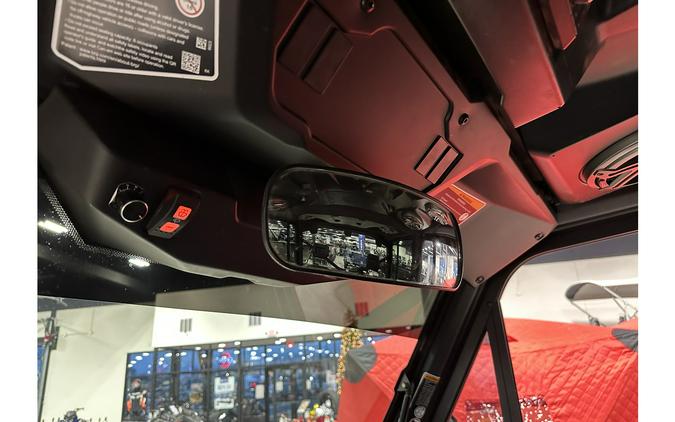 2025 Can-Am DEFENDER MAX LONESTAR CAB HD10