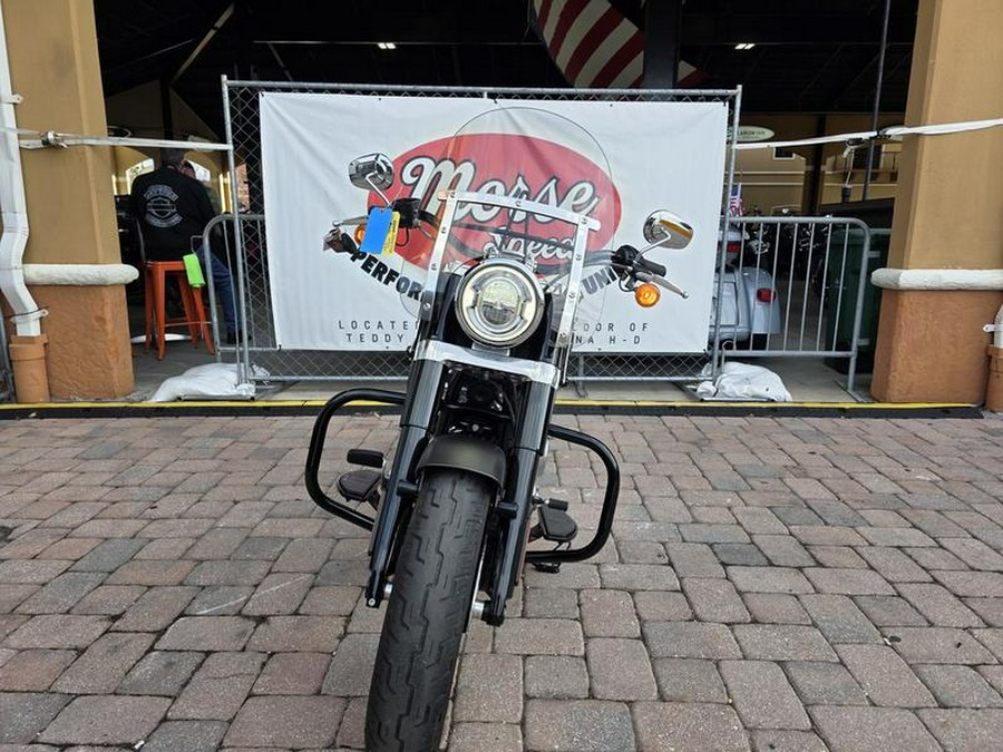 2021 Harley-Davidson® FLSL - Softail Slim®