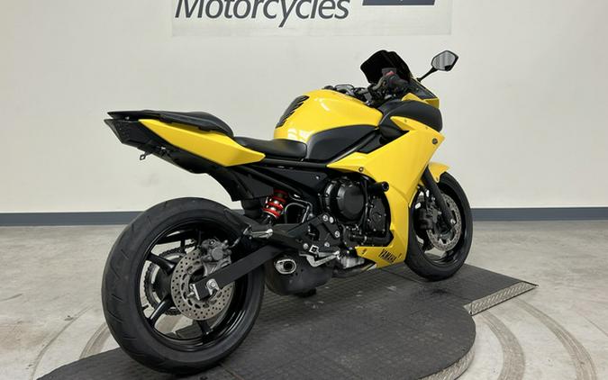 2009 Yamaha FZ 6 R