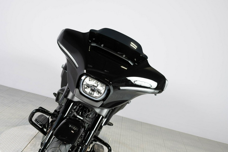 2026 Harley-Davidson Street Glide FLHX