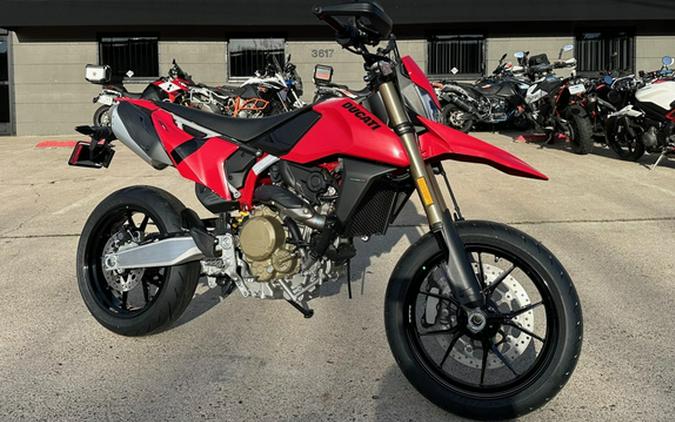 2027 Ducati HYPERMOTARD 698