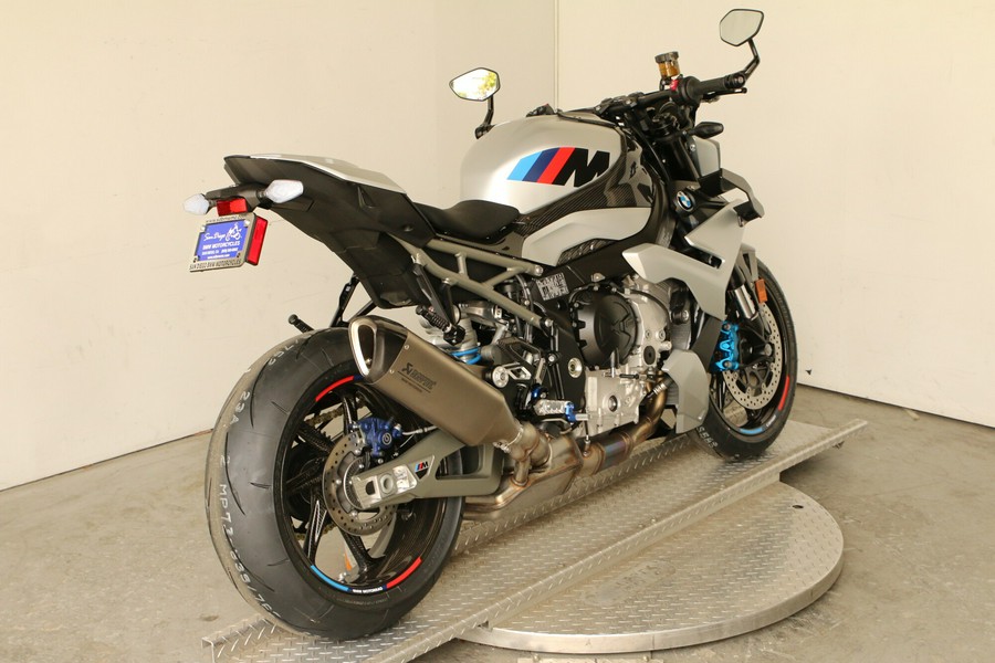 2026 BMW M 1000 R