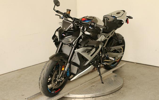 2026 BMW M 1000 R