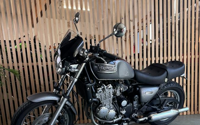2002 Triumph Thunderbird 900