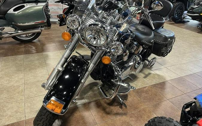 2015 Harley-Davidson® FLSTC - Heritage Softail® Classic