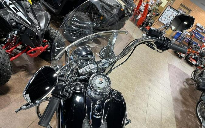 2015 Harley-Davidson® FLSTC - Heritage Softail® Classic