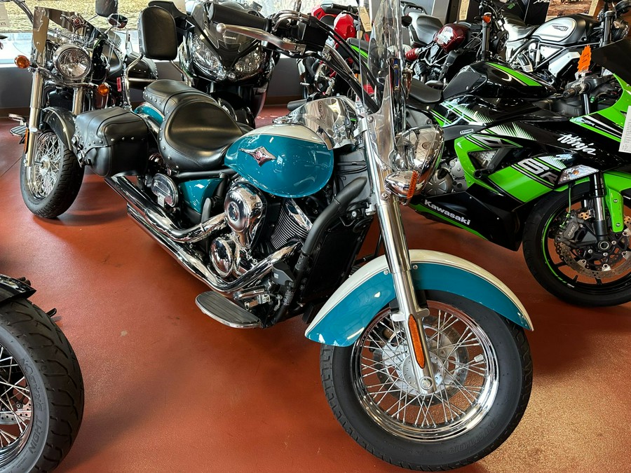 2022 Kawasaki Vulcan 900 Classic LT