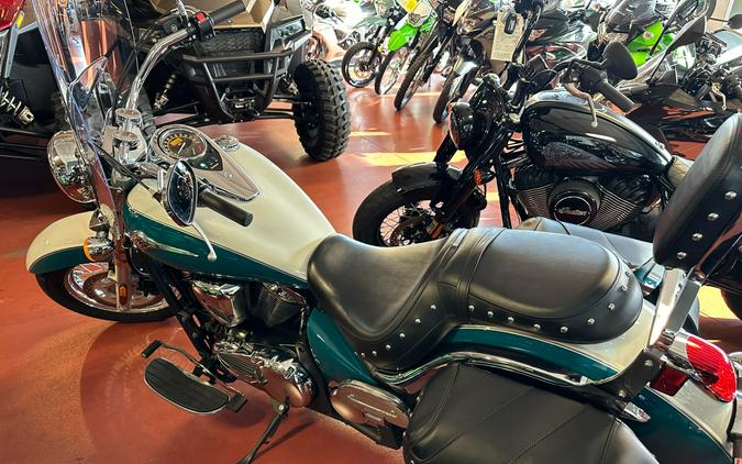 2022 Kawasaki Vulcan 900 Classic LT