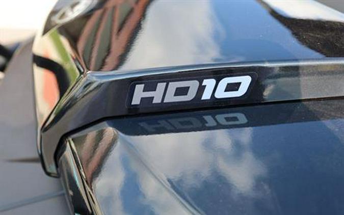 2026 Can-Am Defender 6x6 XT