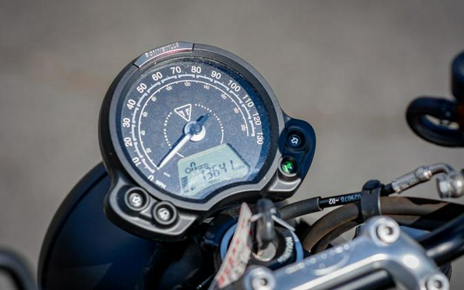2022 Triumph Street Twin Matte Ironstone