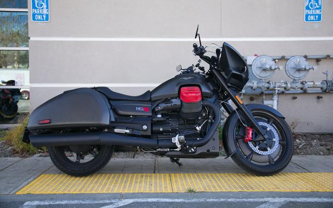 2017 MOTO GUZZI MGX