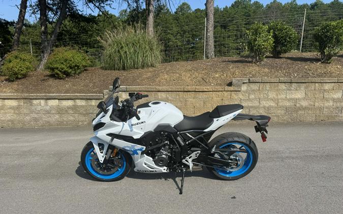 2026 Suzuki GSX 800