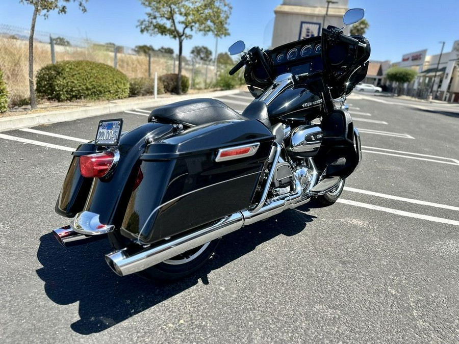 2017 Harley-Davidson® FLHTK - Ultra Limited