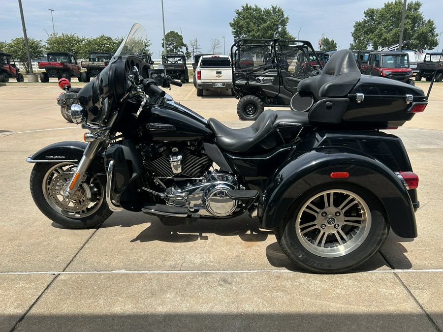 2018 Harley-Davidson® TRIGLIDE