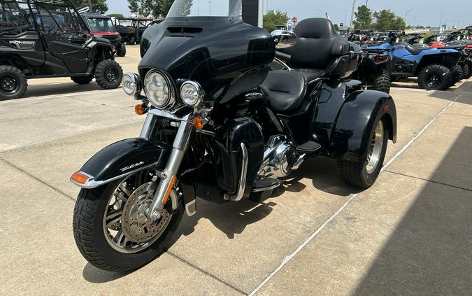 2018 Harley-Davidson® TRIGLIDE