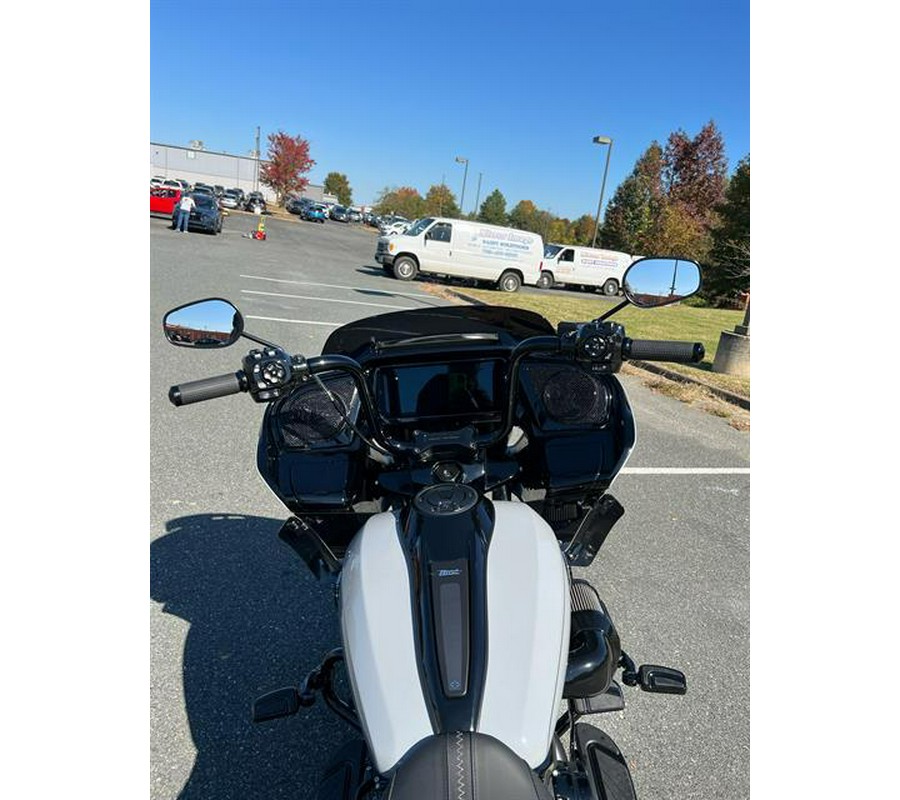 2024 Harley-Davidson Road Glide®