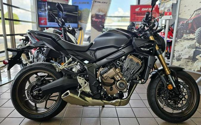 2026 Honda® CB650R E-Clutch