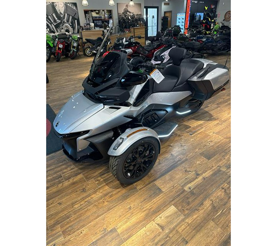 2023 Can-Am Spyder RT