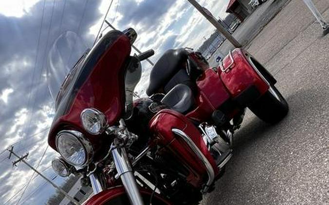 2012 Harley-Davidson® FLHTCUTG - Tri Glide® Ultra Classic®