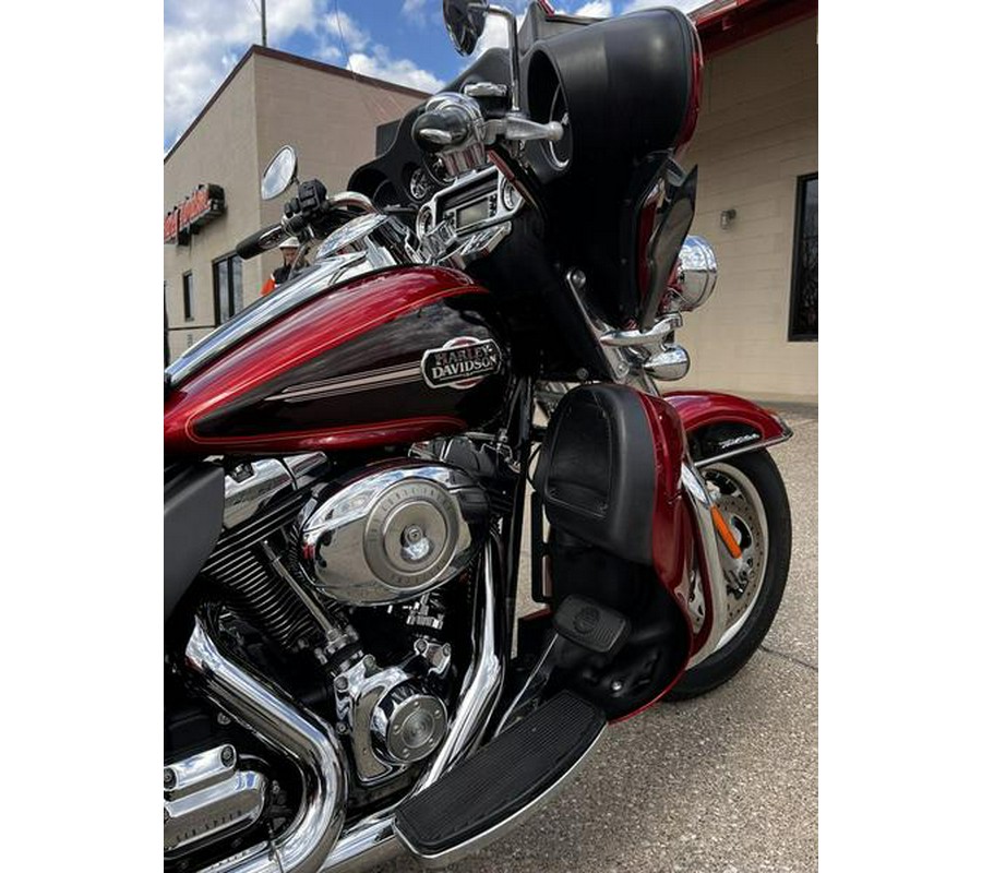 2012 Harley-Davidson® FLHTCUTG - Tri Glide® Ultra Classic®