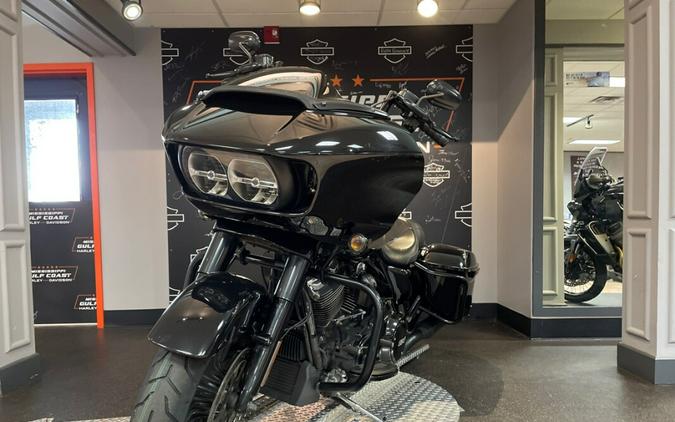 FLTRXS 2019 Road Glide® Special