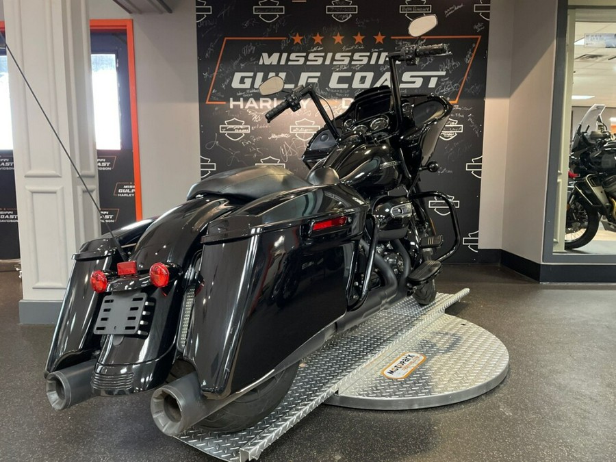 FLTRXS 2019 Road Glide® Special