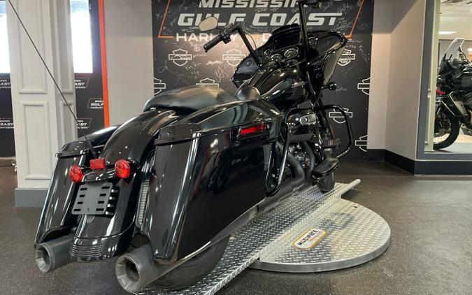 FLTRXS 2019 Road Glide® Special