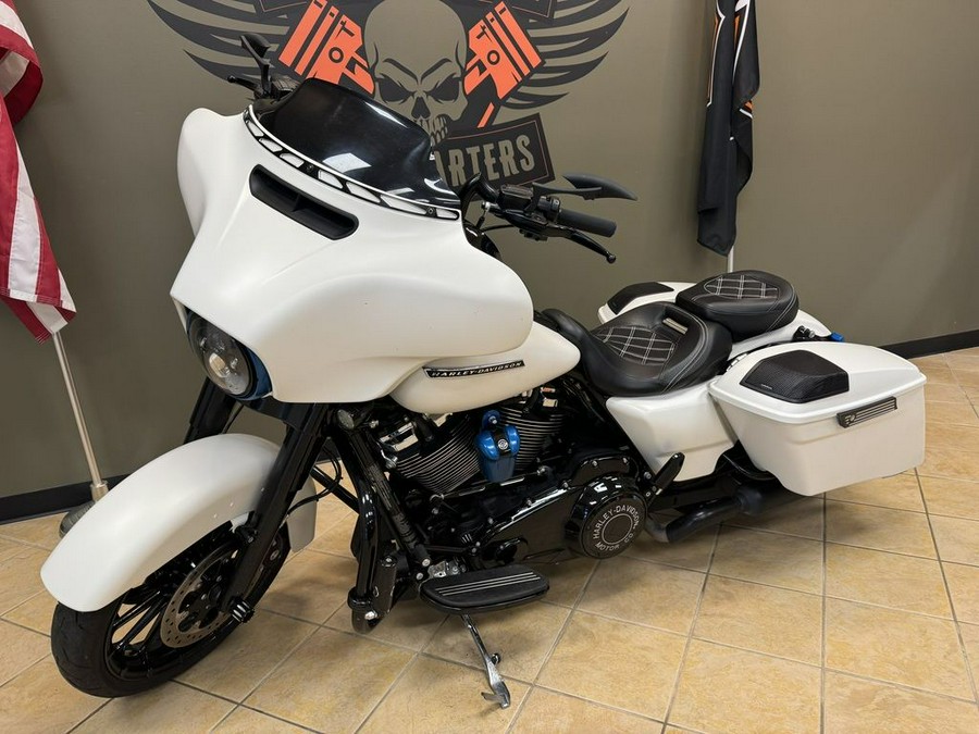 2018 Harley-Davidson Street Glide® Special