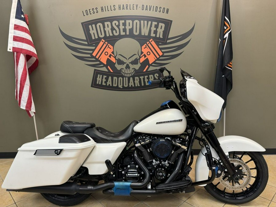 2018 Harley-Davidson Street Glide® Special