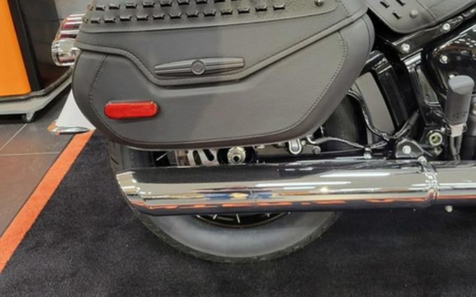 2025 Harley-Davidson Softail FLHC - Heritage Classic