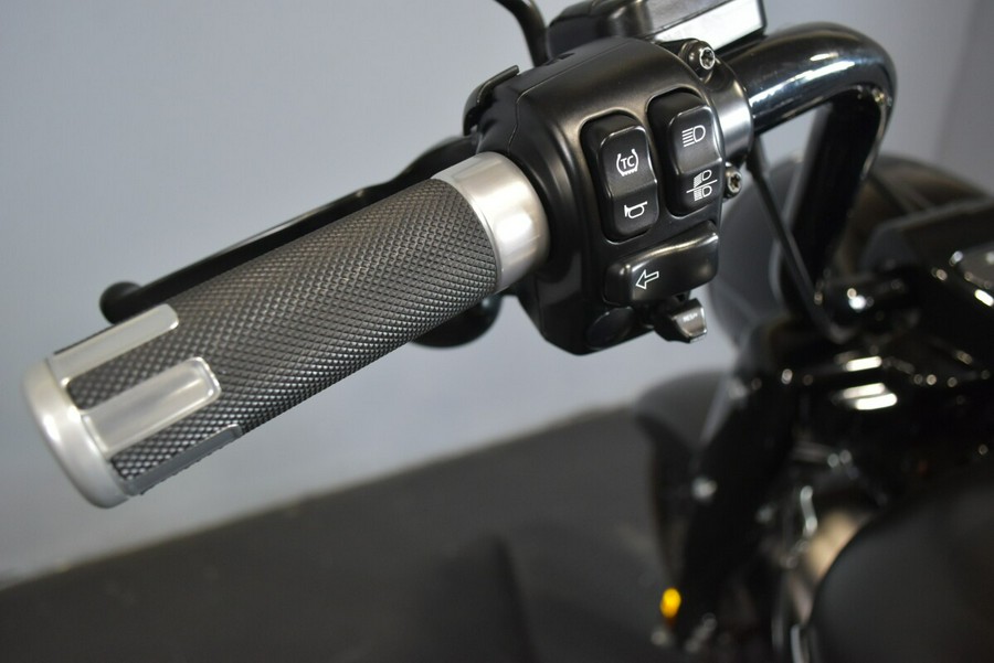 2020 Harley-Davidson Road King Special