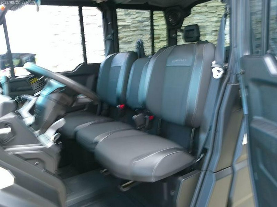 2026 Can-Am® Defender MAX Limited HD11 Desert Tan & Carbon Black