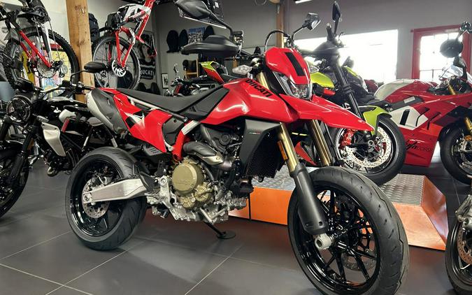 2024 Ducati Hypermotard 698 - Red