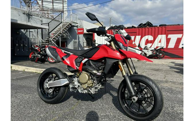 2024 Ducati Hypermotard 698 - Red